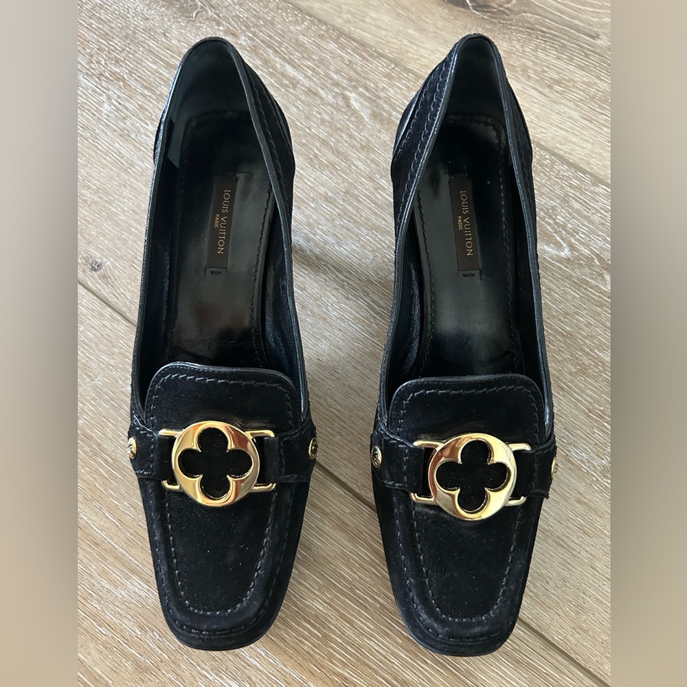 Louis Vuitton heel suede loafer